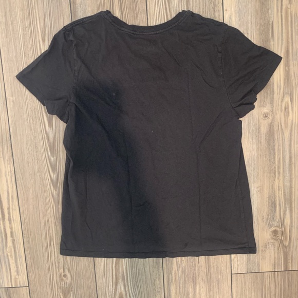 Schitt’s Creek Rose Apothecary tee - Picture 2 of 3